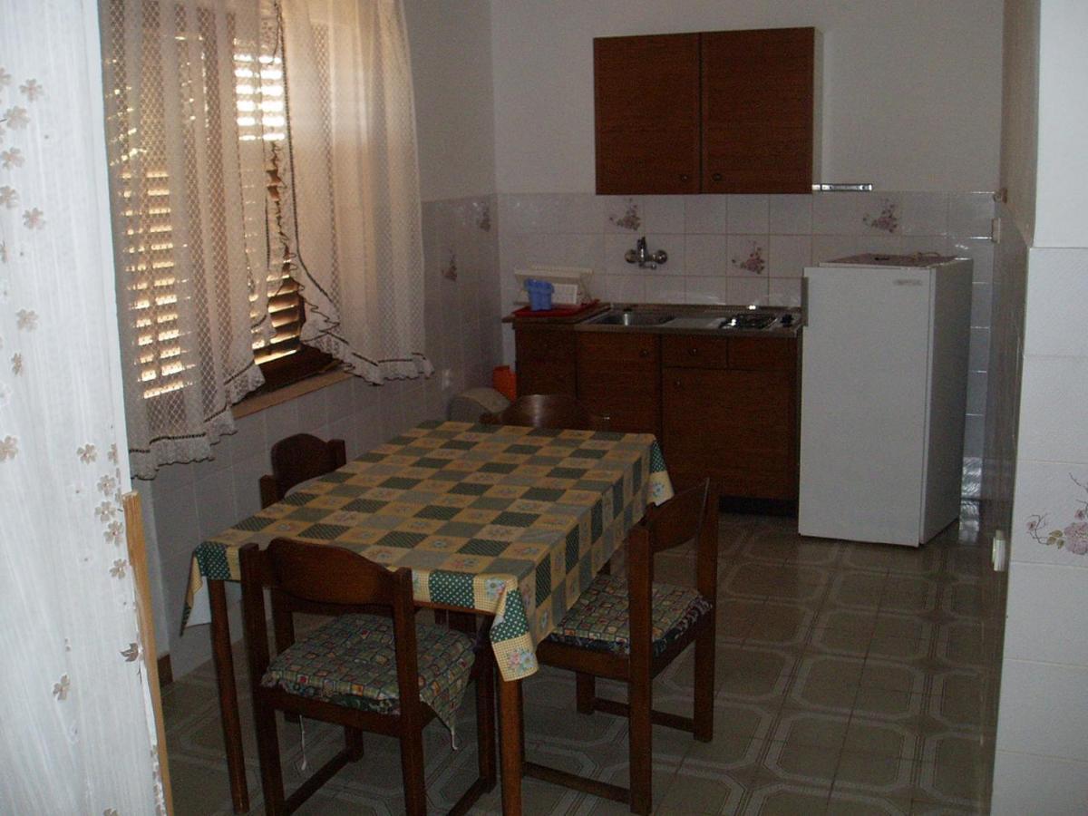 Apartman Za 3 Osobe Apartment Medulin Ngoại thất bức ảnh